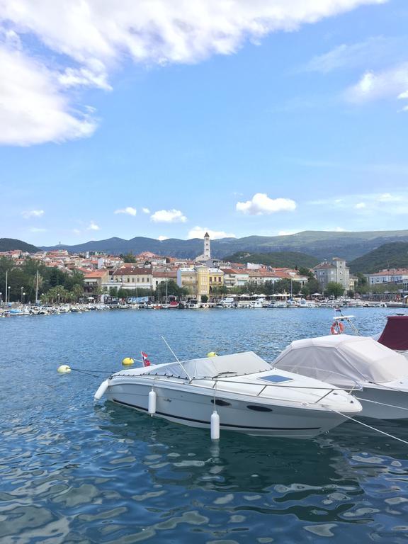 Villa Ana Crikvenica Bagian luar foto